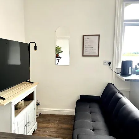 Cozy Hotel-style With Free Parking Appartement *