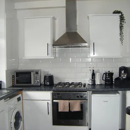Cozy Hotel-style With Free Parking Appartement Leeds (West Yorkshire)