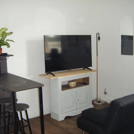 Appartement Cozy Hotel-style With Free Parking