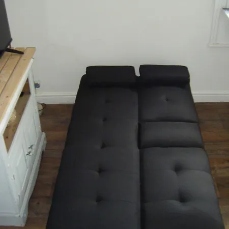 Cozy Hotel-style With Free Parking Appartement