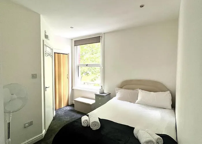 Cozy Hotel-style With Free Parking