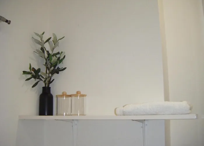 Apartment Cozy Hotel-style With Free Parking Leeds (West Yorkshire)