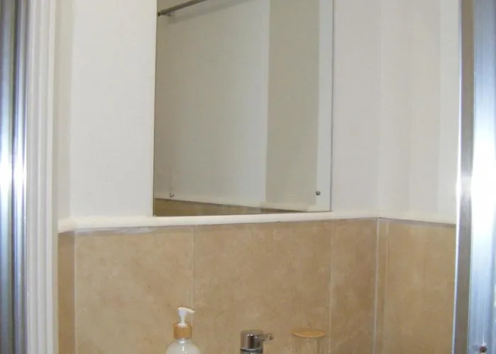 Apartment Cozy Hotel-style With Free Parking