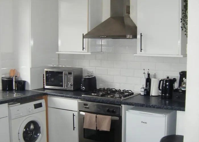 Cozy Hotel-style With Free Parking Leeds (West Yorkshire)